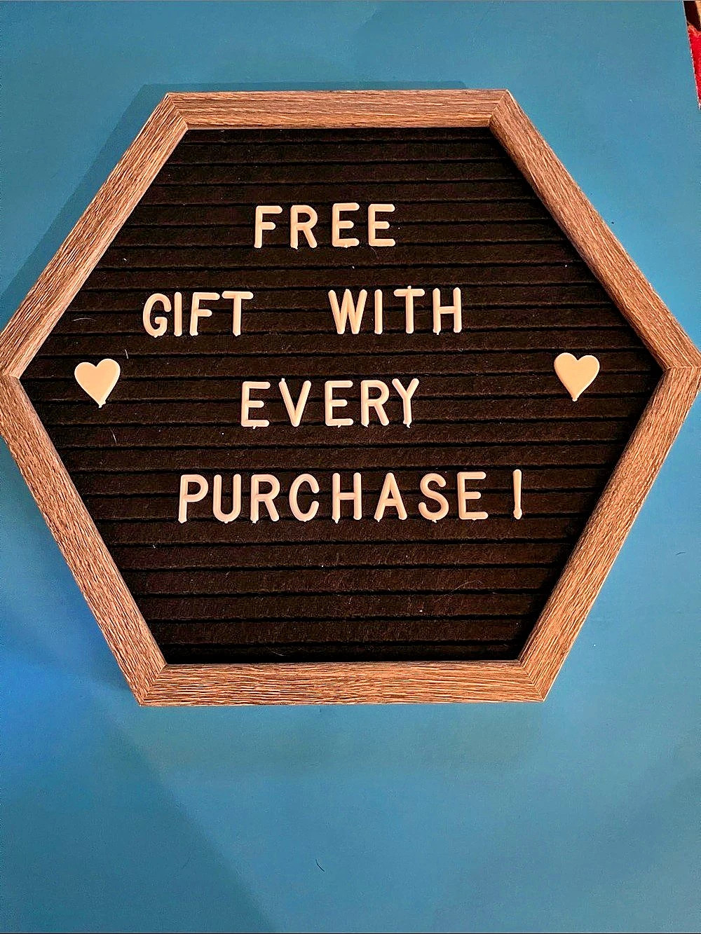 Free Gift 🎁 With Every Purchase From My Closet….